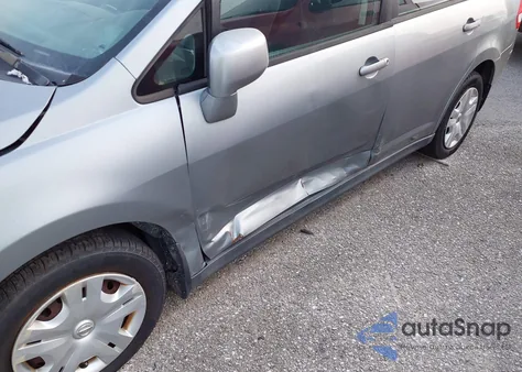 2010 Nissan Versa 1.8S z USA, uszkodzony, nr VIN 3N1BC1AP2AL373503